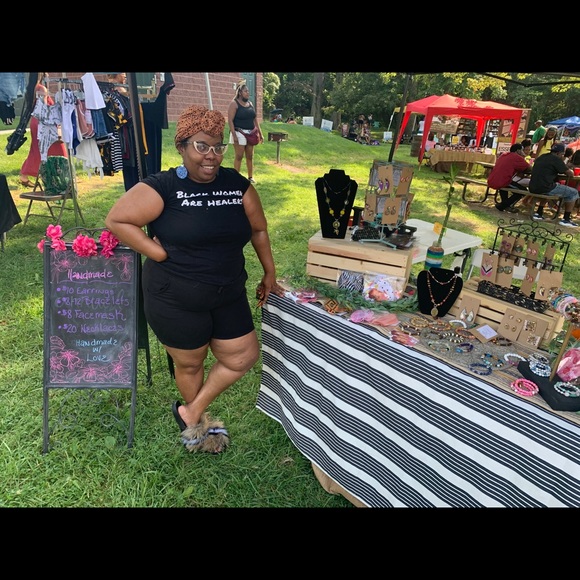 Meet your Posher, Tamara - Picture 7 of 8